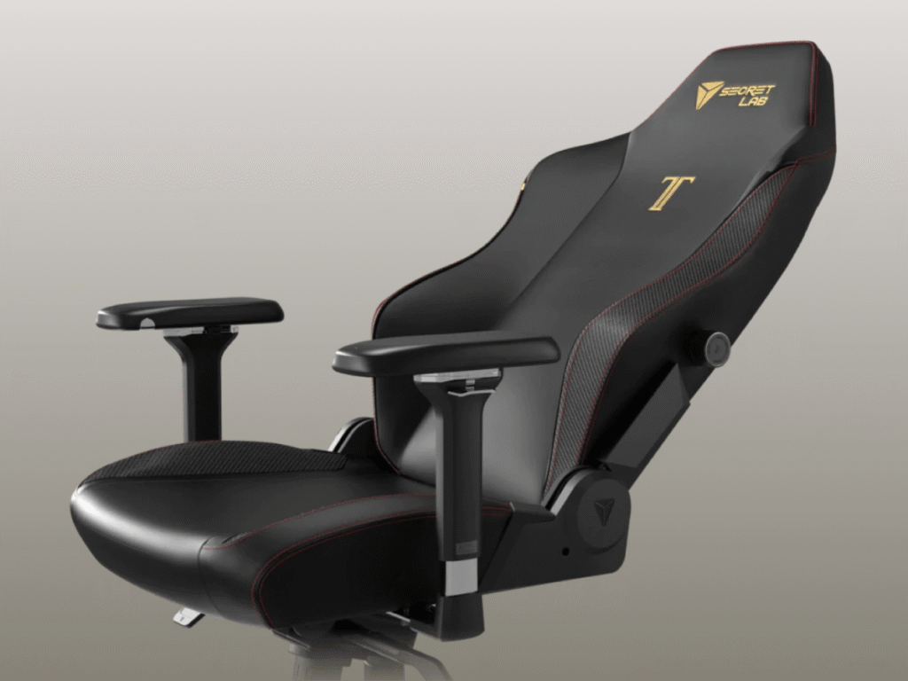 Close-up of the magnetic L-ADAPT 4-way lumbar support system on the Secretlab Titan Evo chair.